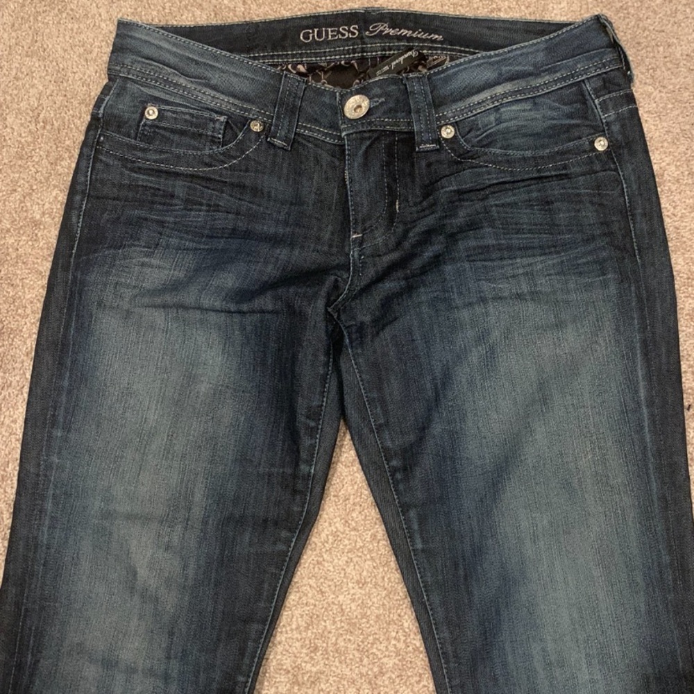 Women’s guess jeans dark blue